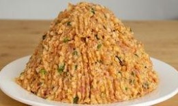 妈妈包饺子爆料视频,独家爆料视频带你领略传统美食魅力