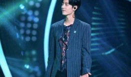 肖战最新综艺节目爆料,揭秘明星幕后生活点滴