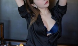吃瓜女网红图片背景照,揭秘网红背后的神秘背景