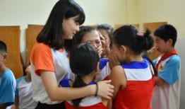 女生爆料支教视频大全下载,女生爆料背后的感人故事
